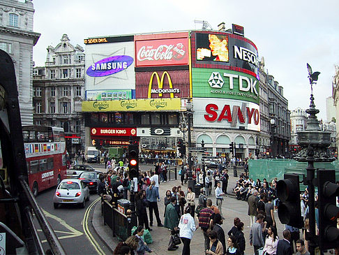 Piccadilly Circus